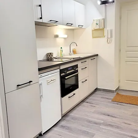 Apartamento 21m With Wifi In The Center And Near The